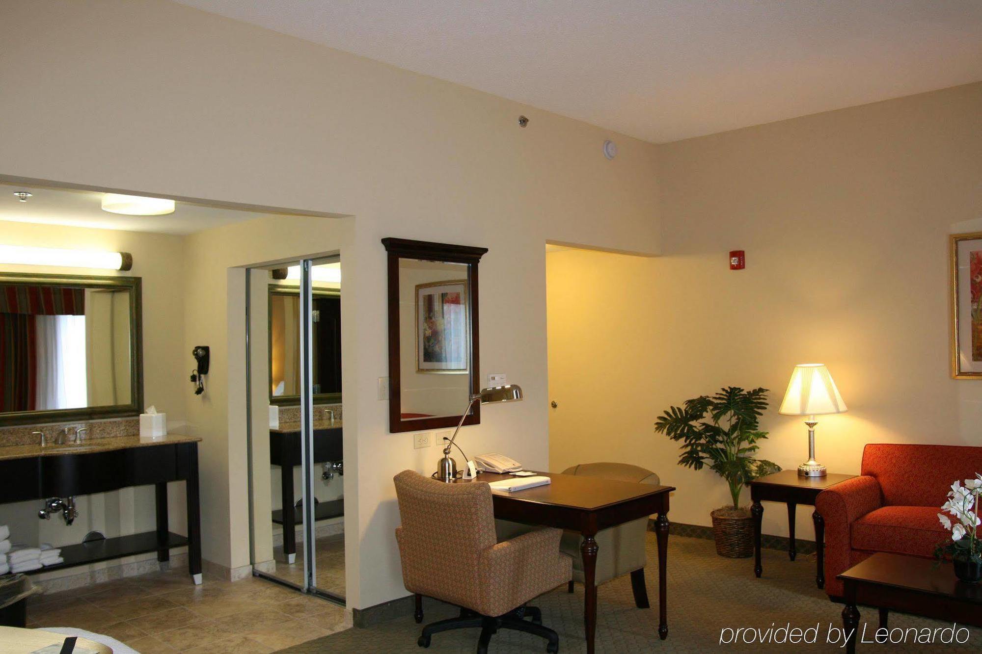 Hampton Inn & Suites Huntsville Hampton Cove Esterno foto